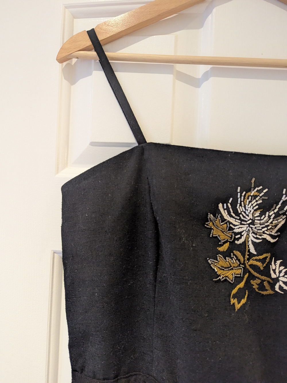 Vintage 90s Dark Romance Japanese Floral Hand Beaded Black linen Midi Dress S/M - Picture 5 of 16